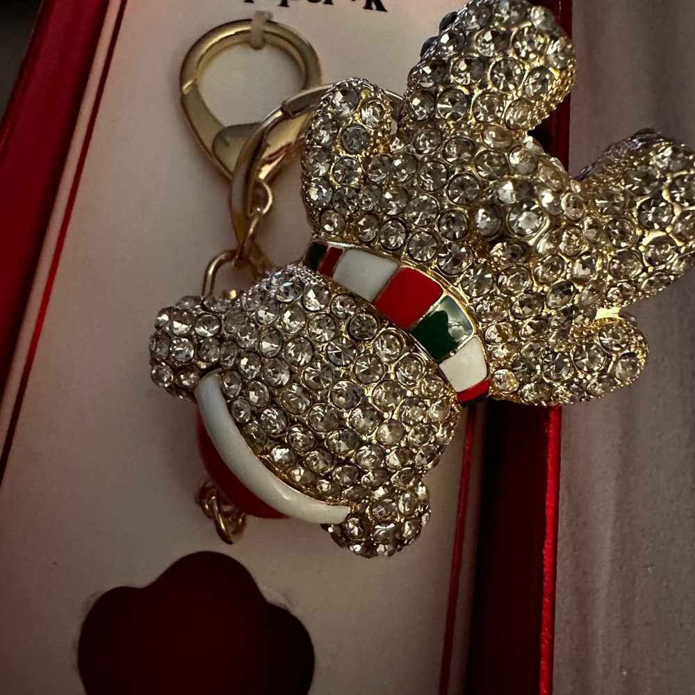 Piper K New Sparkling Bear Keychain with Santa Hat - Picture 6 of 6